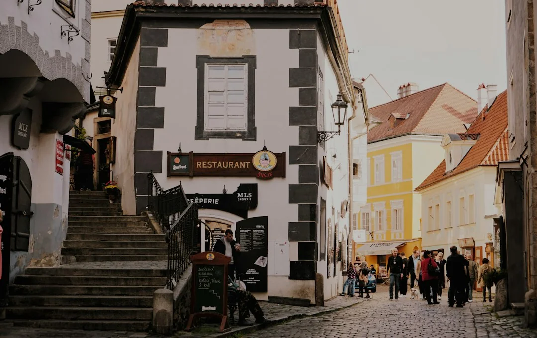Traveling from Český Krumlov to Salzburg