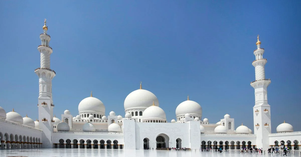 Abu Dhabi Region Airport and Hotel Transfer Guide