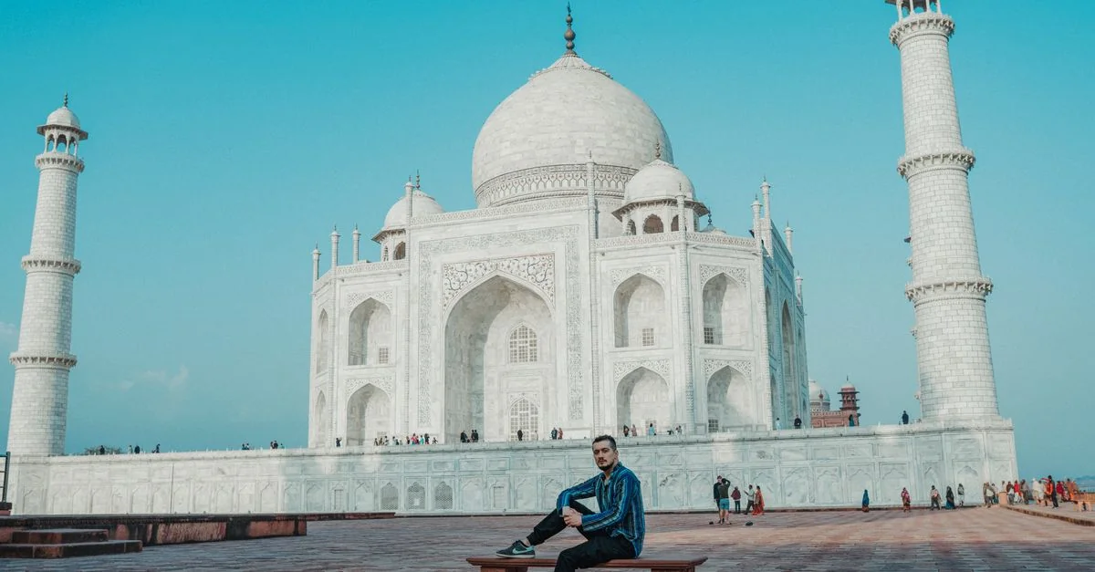 Exploring Agra: A Comprehensive Guide to City Tours and Sightseeing
