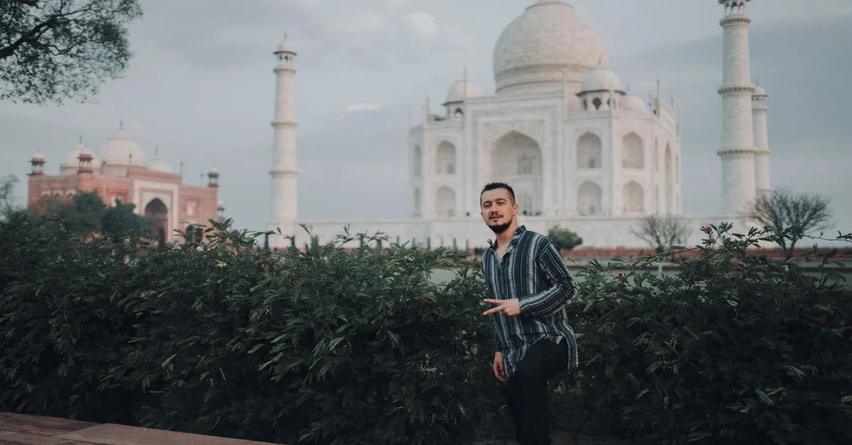 Exploring Agra: A Comprehensive Guide to City Tours and Sightseeing