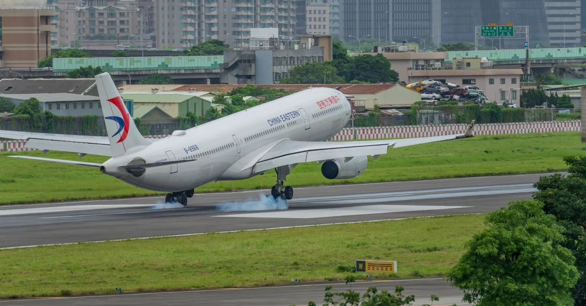 Comprehensive Data-Driven Review of Air China Operations and Fares