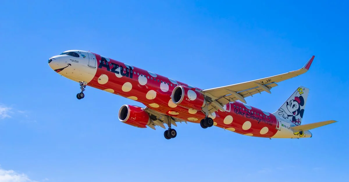 Air Transat Airline Review