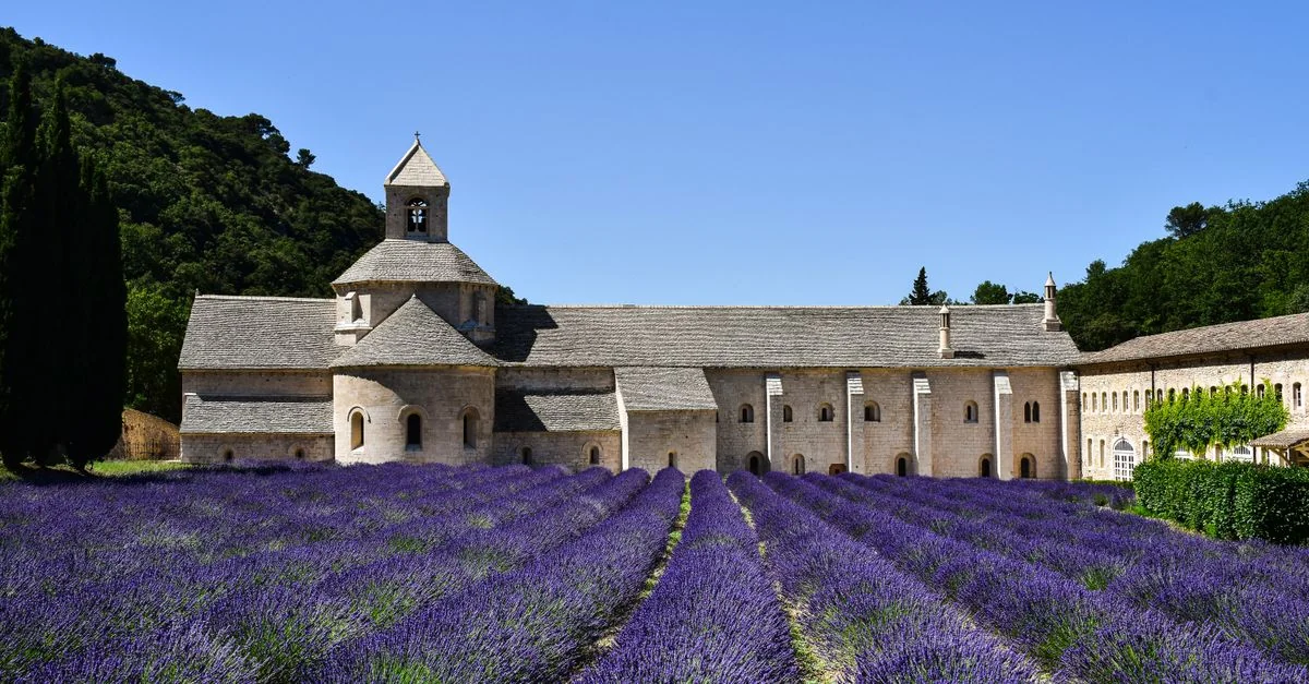 Aix-en-Provence Multi-Day Tours: Immerse in Provence&rsquo;s Charm