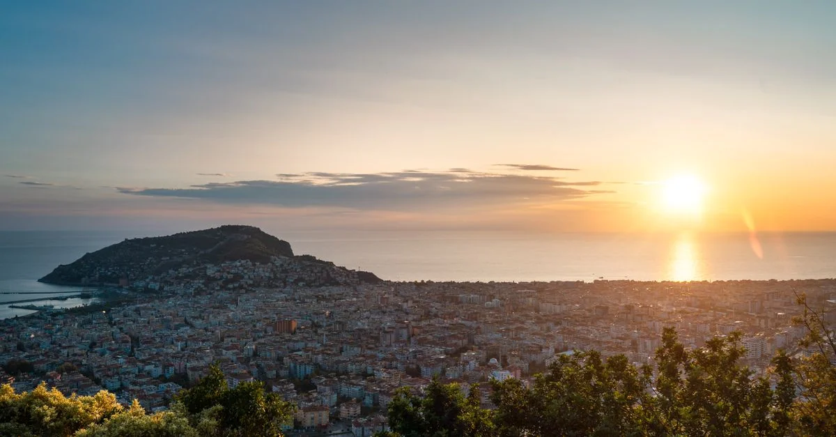Alanya Walking Tours Guide: Explore the Best Routes and Audio Guides