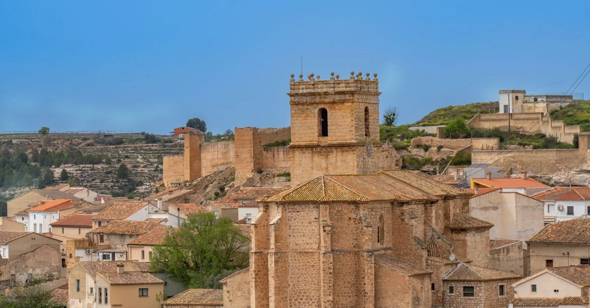Navigating the Journey from Albacete to Alicante: Complete Transit Options