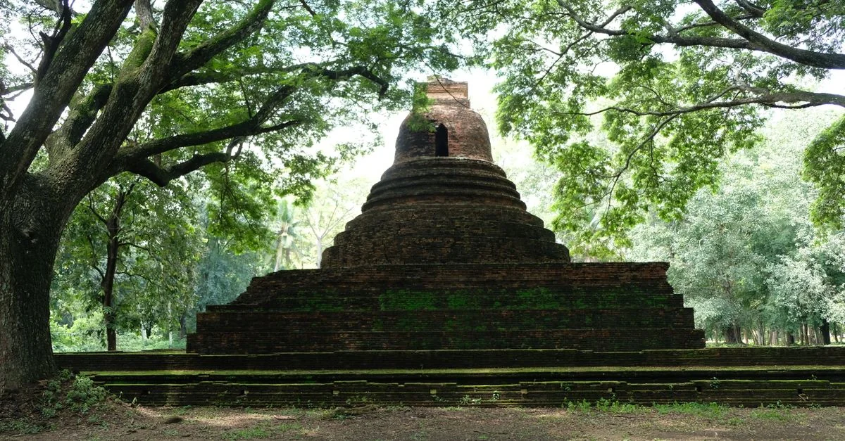 Amphoe Mueang Kanchanaburi Adventure Guide: Mountain Biking with Prices and Tips
