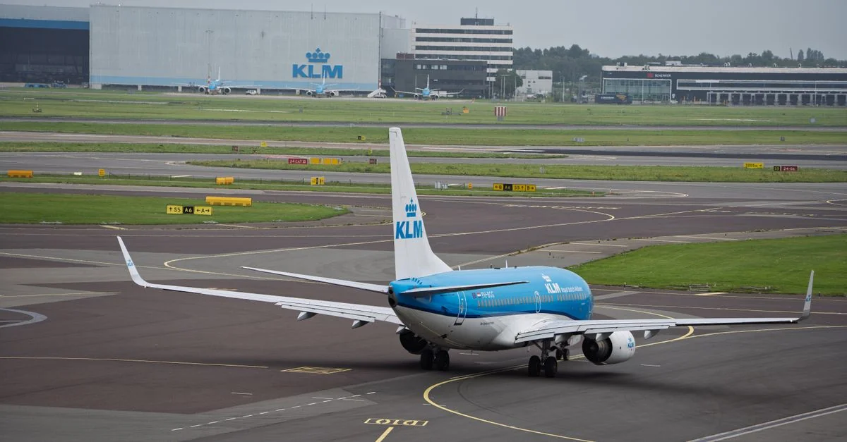 Navigating Amsterdam: A Practical Guide to Airport and Port Transfers