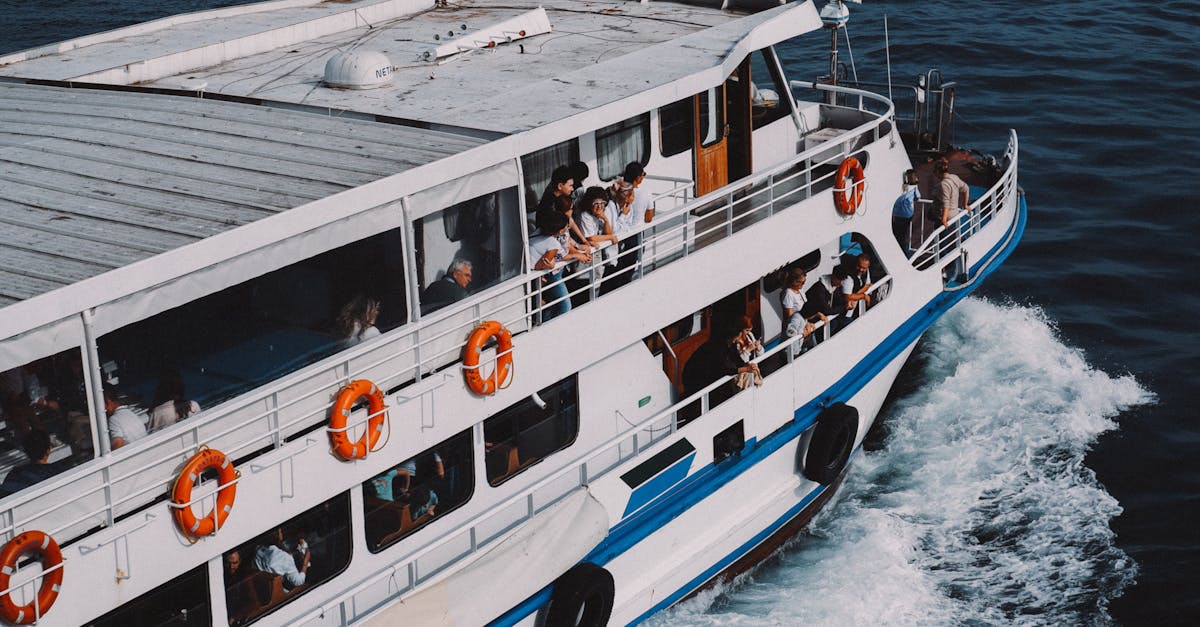 anafi-to-santorini-ferry