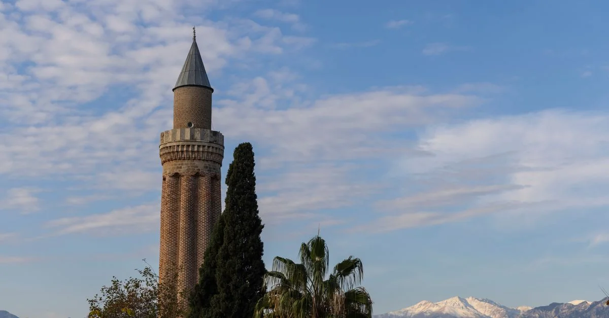 Antalya Adventure Guide: Extreme Sports and Canyon Tours with Prices and Tips