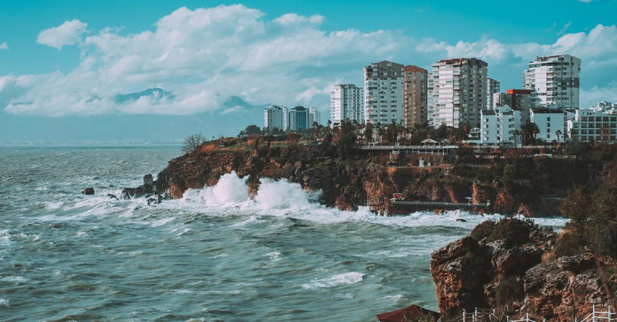 Antalya Airport and Hotel Transfer Guide: Getting You to Your Destination