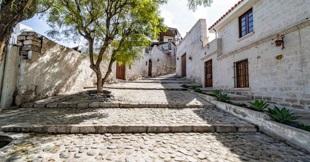 Navigating the White City: The Ultimate Guide to Arequipa Multi-Day Tours