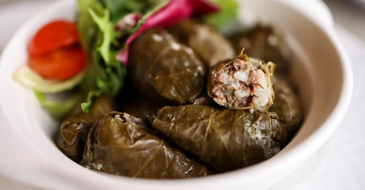 A Strategic Approach to Dining in Athina