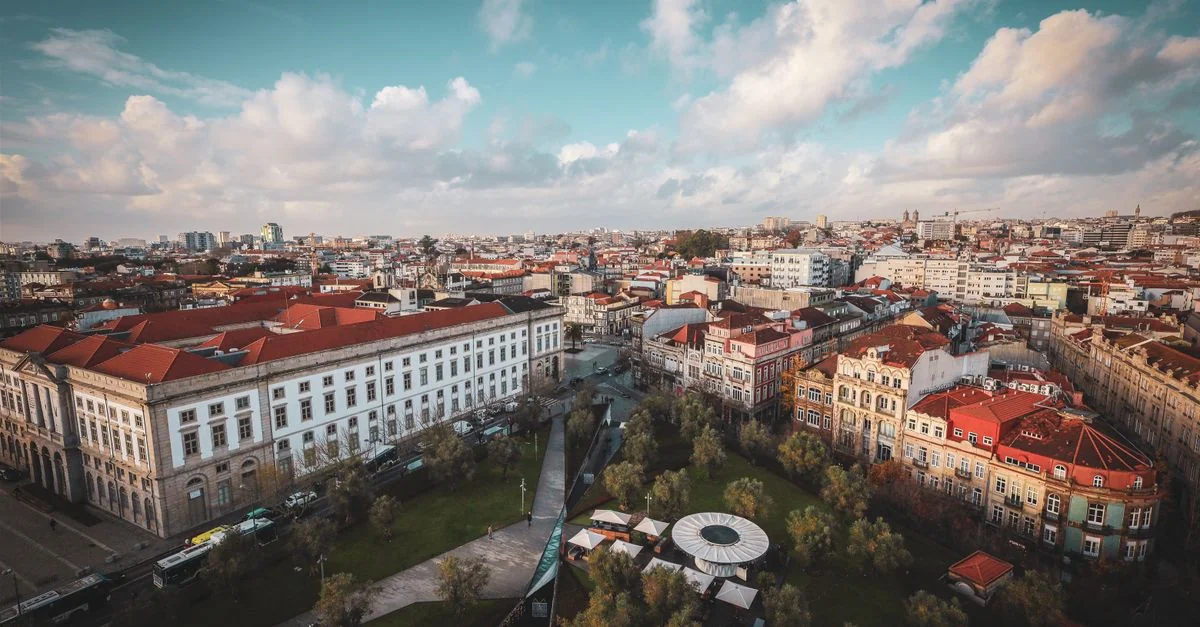 Aveiro: A Hidden Gem for Art and History Enthusiasts