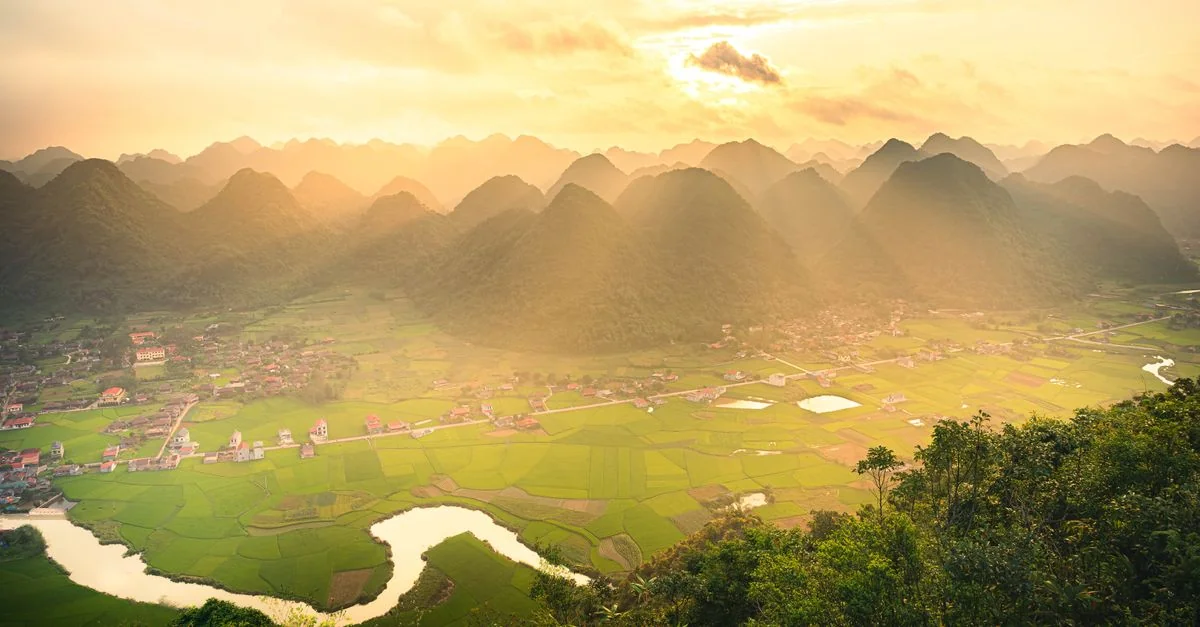 Ba Tri Multi-Day Tours: A Traveler’s Guide to Extended Journeys