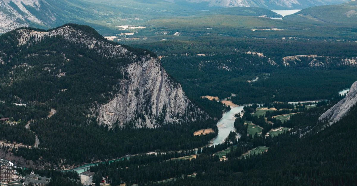 Banff Airport and Hotel Transfer Guide