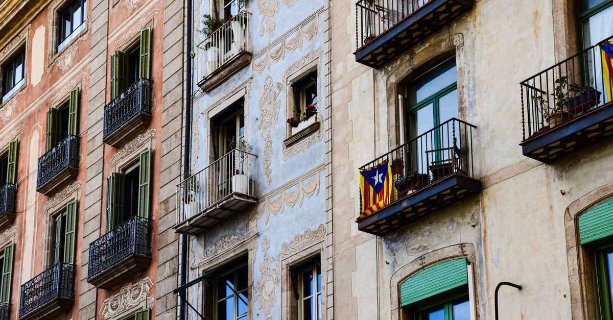 Barcelona to Girona Travel Guide