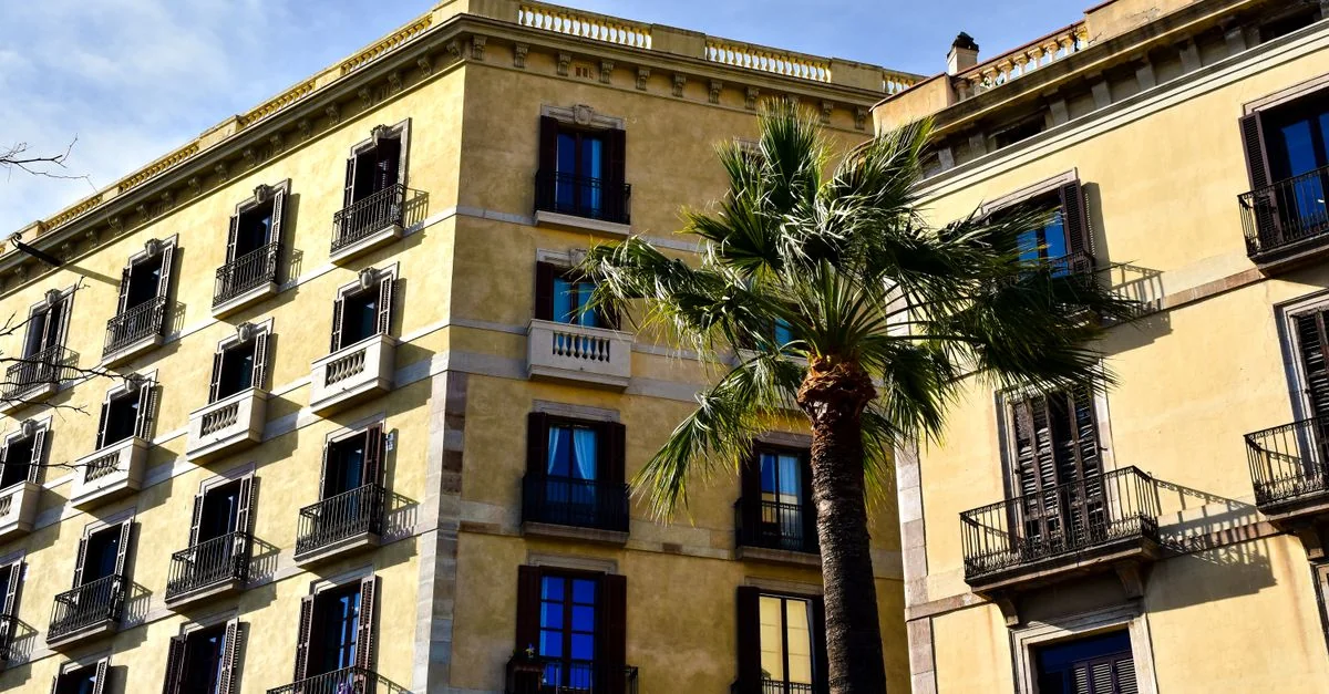 Traveling from Barcelona to Lisbon: A Practical Transport Guide