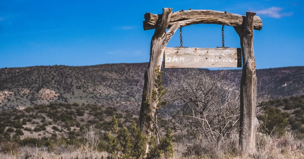 Bernalillo County Adventure Guide: Ballooning Tours with Prices and Tips
