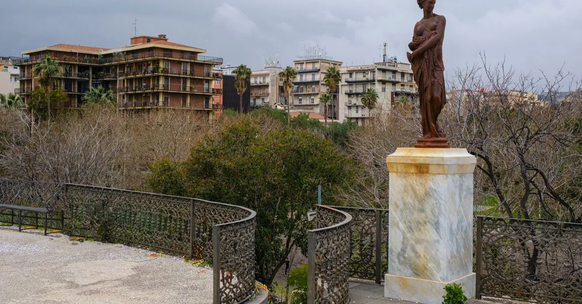 Exploring Catania, Italy: A Comprehensive Tour Guide