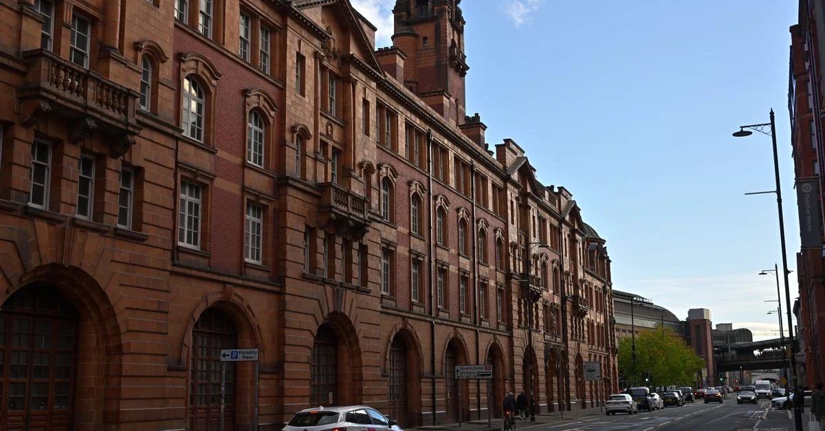 Greater Manchester Travel Tour Guide: Exploring the Region