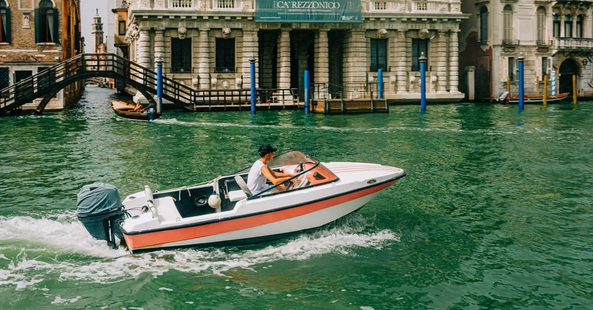 Exploring Italy: A Comprehensive Tour Guide for Adventurous Travelers