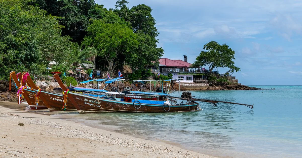 Comprehensive Tour Guide to Mueang Phuket District: Top Activities, Prices, and Deals