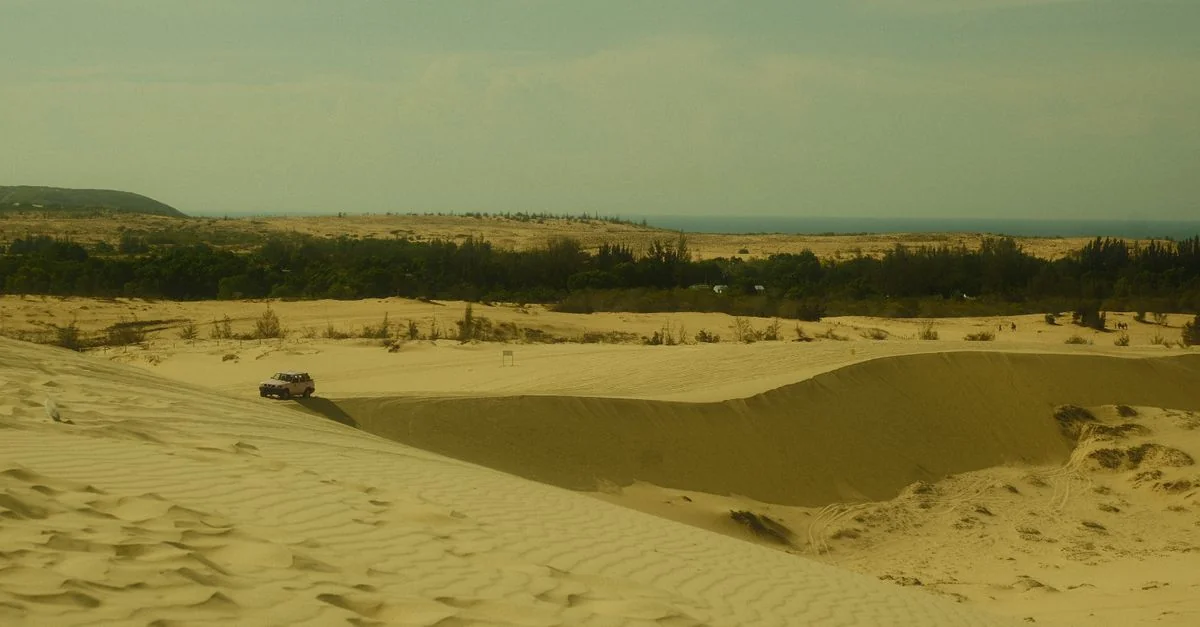 Mui Ne Vietnam Tour Guide: Top Jeep Adventures, Mountain Views, and Best Deals