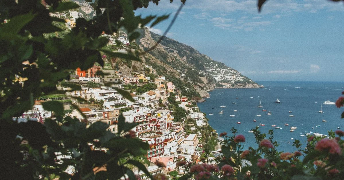 A Comprehensive Travel Guide to Positano