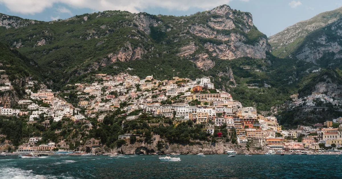 A Comprehensive Travel Guide to Positano