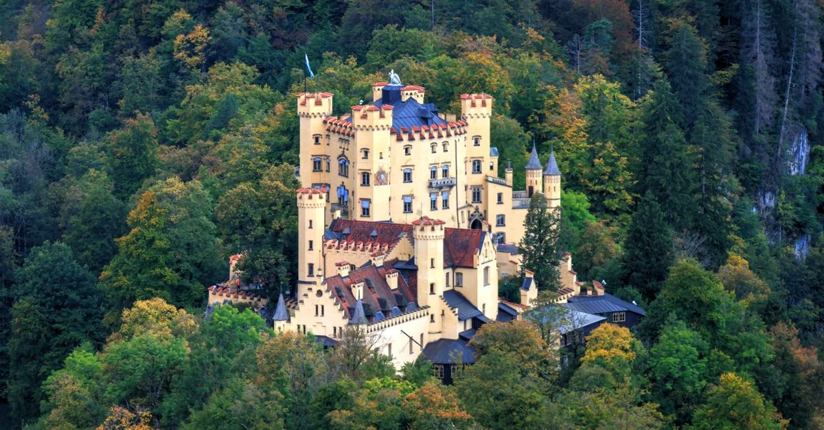 Your Comprehensive Travel and Tour Guide to Süd, Germany