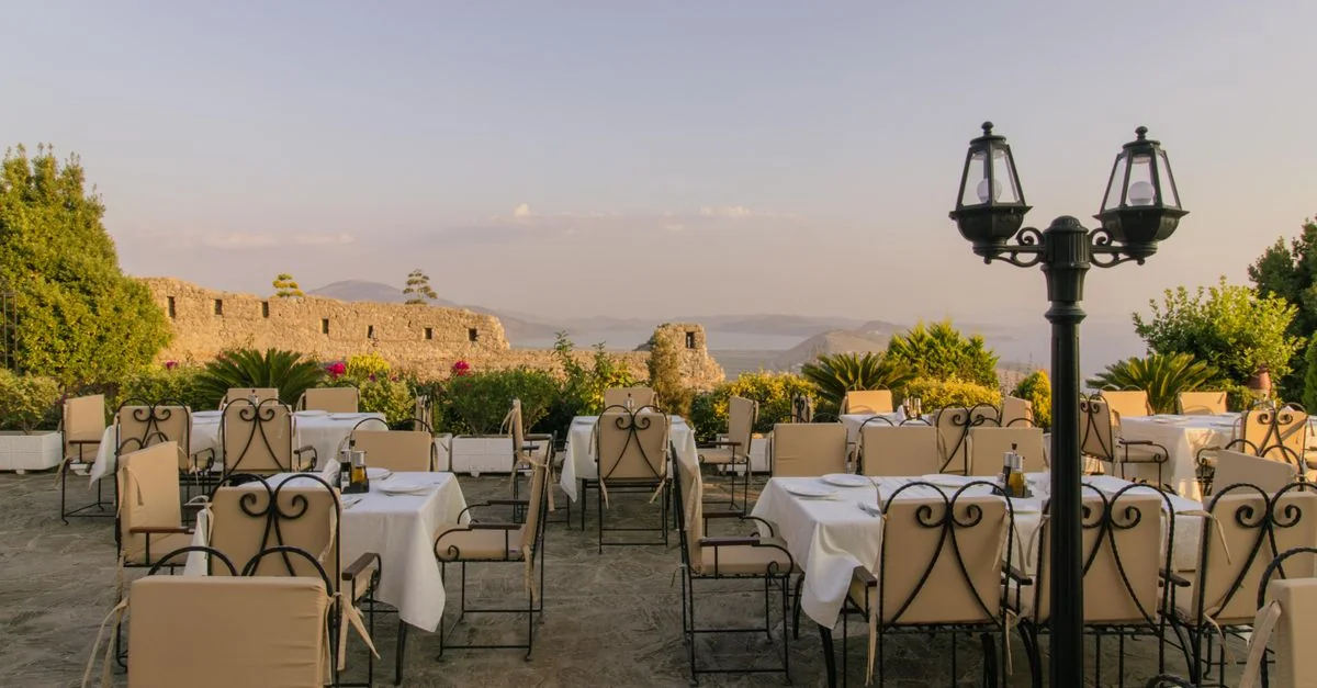 Comprehensive Tour Guide to Saranda: Exploring Albania’s Coastal Destination
