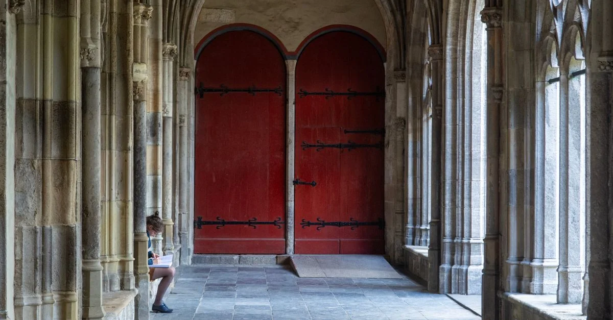 Utrecht Tour Guide: Top Experiences, Deals, and Hidden Insights