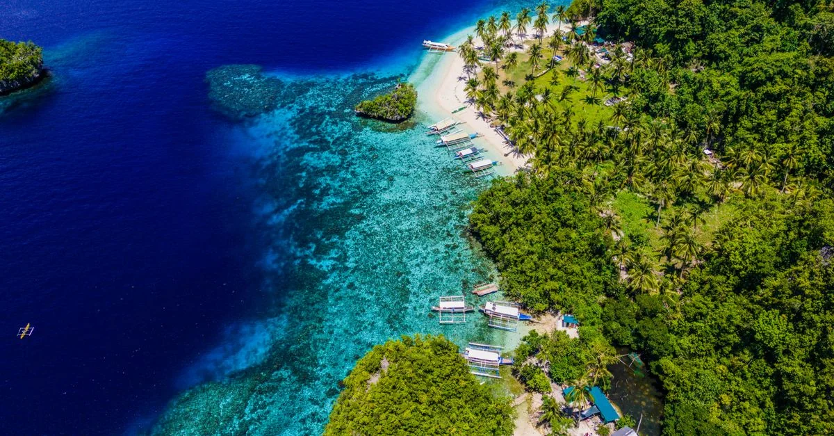 Bohol Day Trip Guide: Chocolate Hills, Island Snorkel & Cave Adventures in One Day