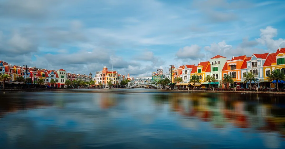 The Ultimate Bonaire Water Sports Guide: Sailing and Snorkeling Adventures