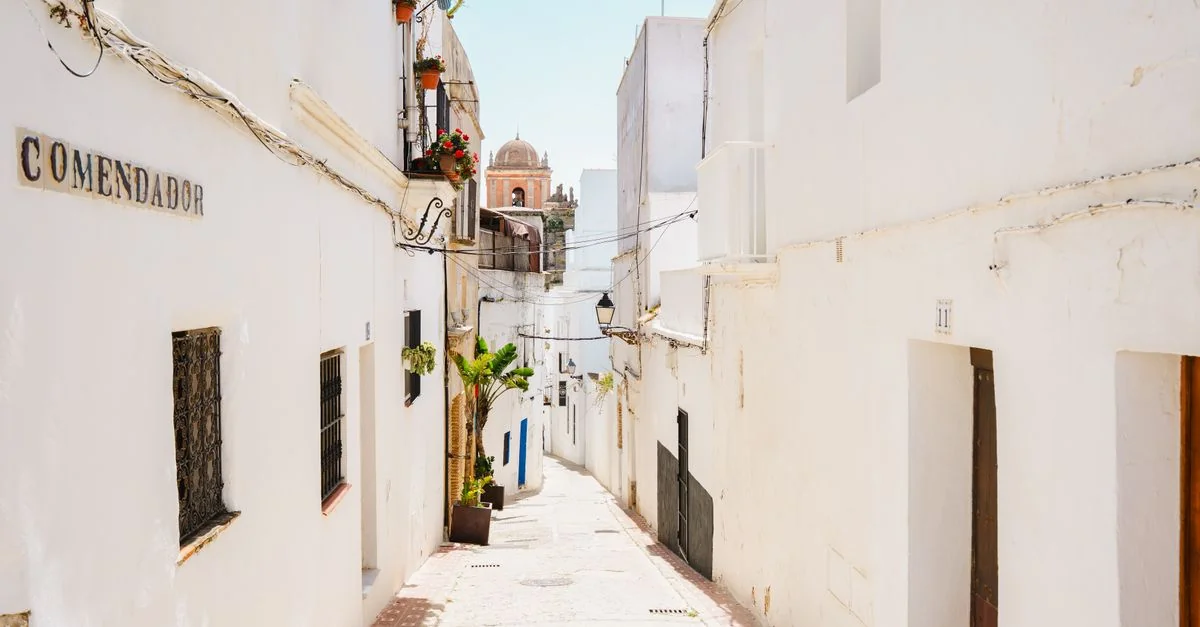 Exploring Spain: A Journey from Candeleda to Madrid