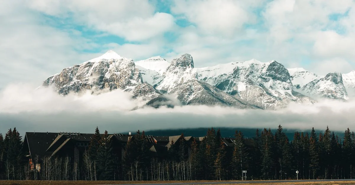 Canmore Adventure Guide: Hiking Tours with Prices and Tips