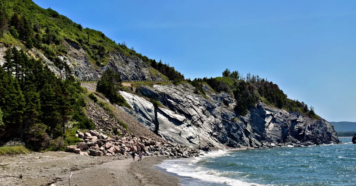 Cape Breton Regional Municipality Day Trip Guide: Coastal Forts and Highland Roads
