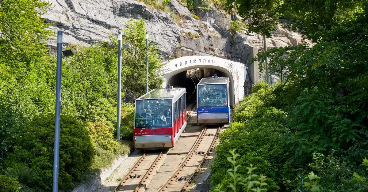 Navigating the Route Between Charleroi and Lille
