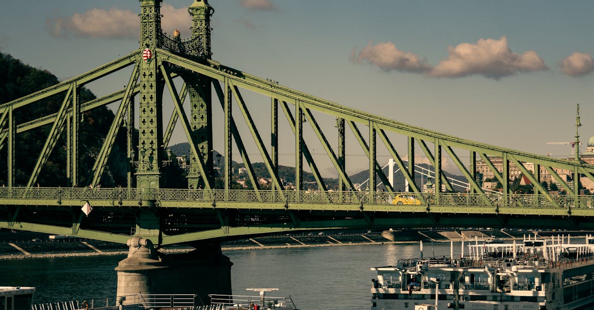 cheapest-flights-chicago-to-budapest