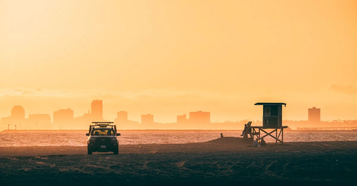 Fly Denver to Long Beach Without Breaking the Bank: A Complete Price Guide