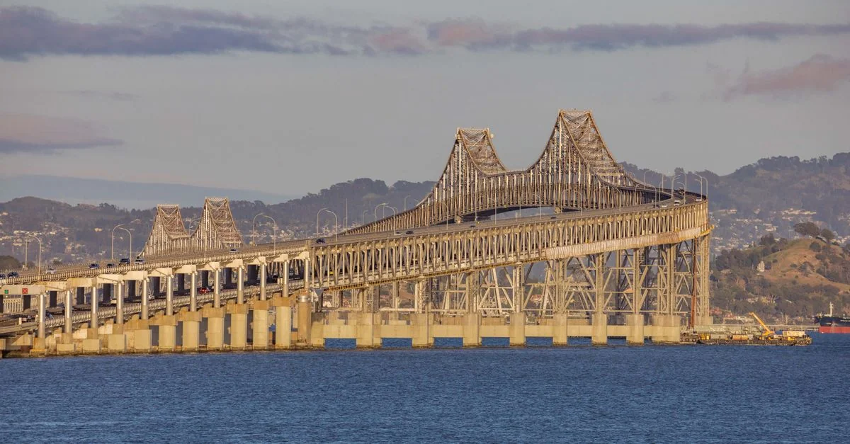 Denver to Oakland on a Budget: Cheapest Airlines, Routes & Booking Hacks