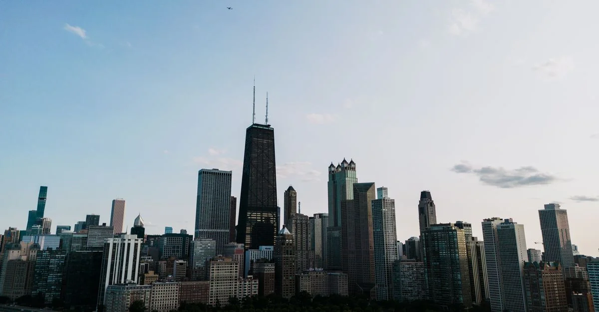 Planning a Trip? Cheapest Flights from DFW to CHI Compared