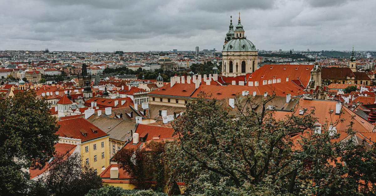 cheapest-flights-miami-to-prague