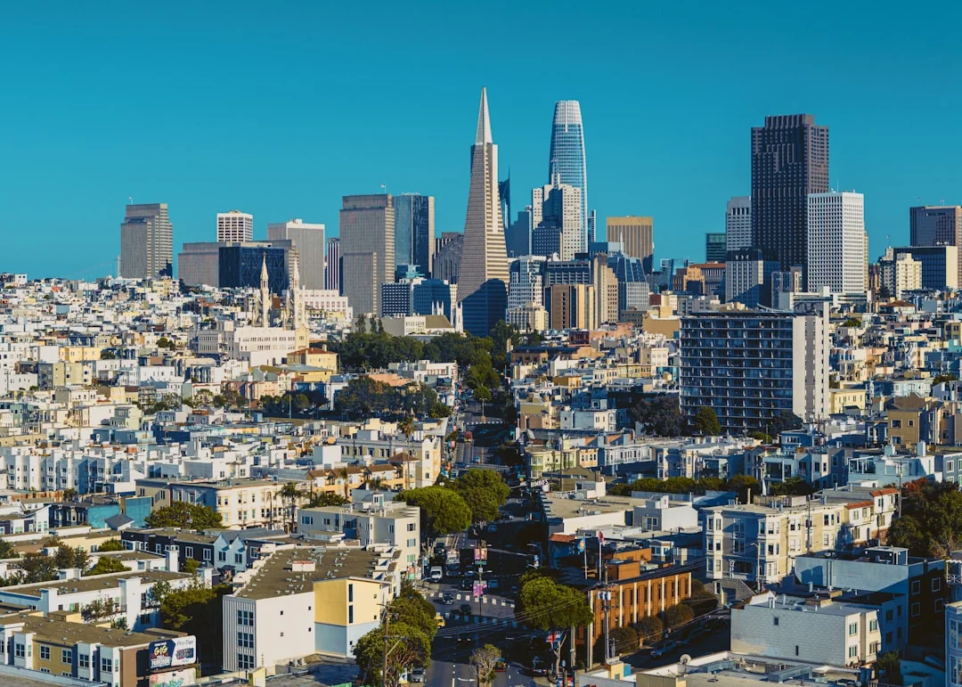 Planning a Trip? Cheapest Flights from SEA to San Francisco Compared