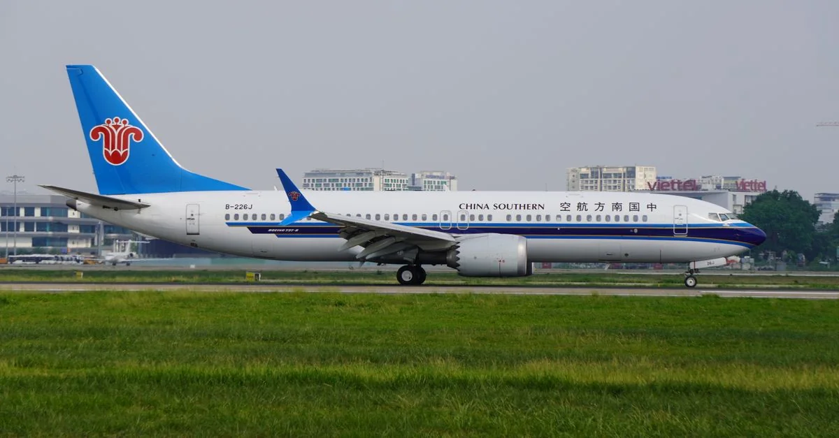 China Southern Airlines Review: Data-Driven Analysis of Fares, Trends, and Routes