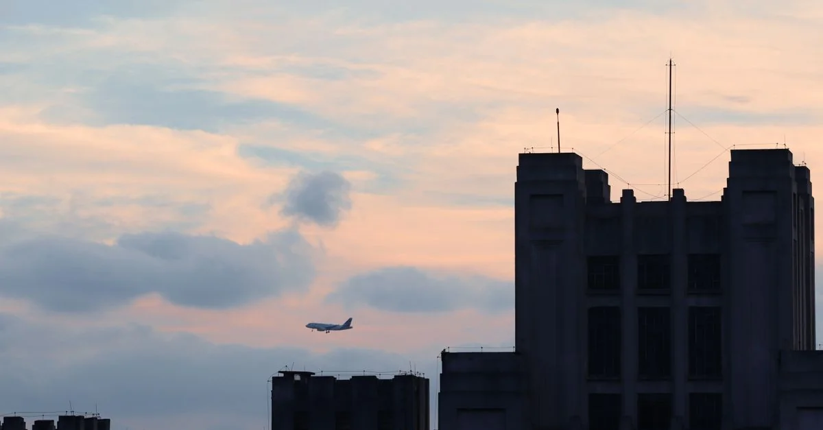 Condor Airline Review: Comprehensive Data-Driven Analysis of Fares, Trends, and Route Economics