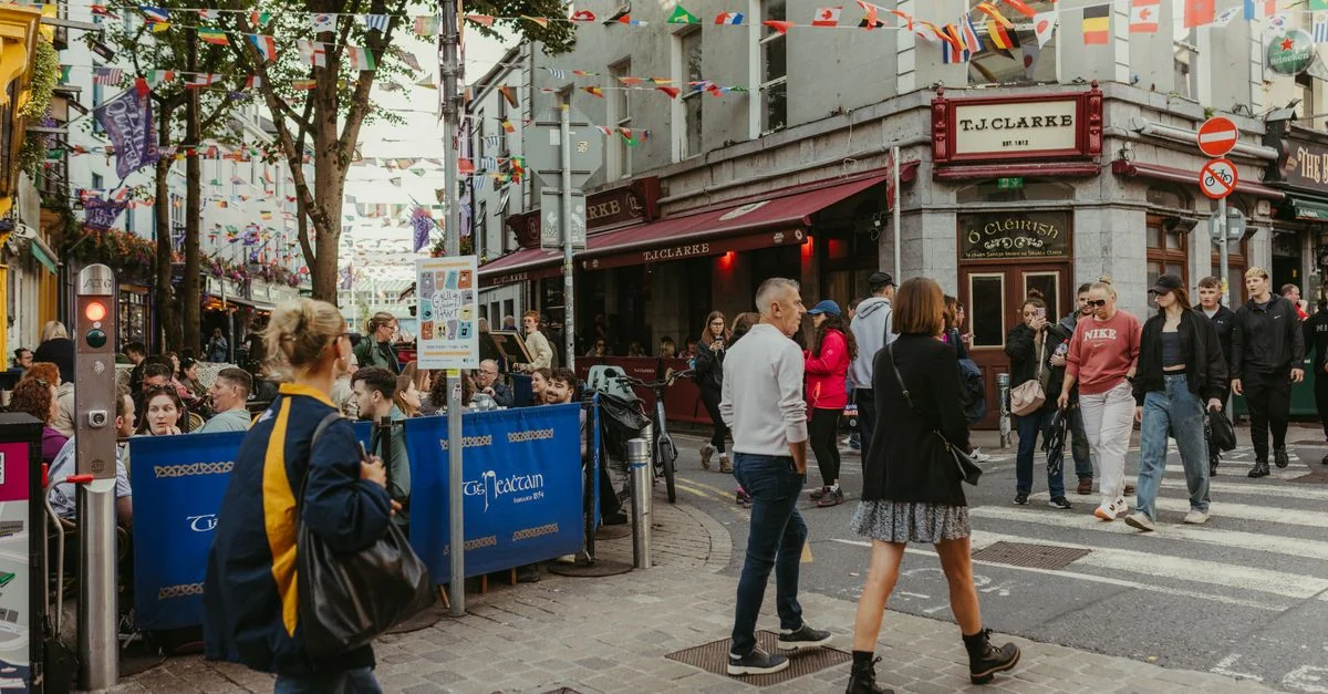 County Dublin Day Trip Guide: Castles, Coasts & Mountain Roads