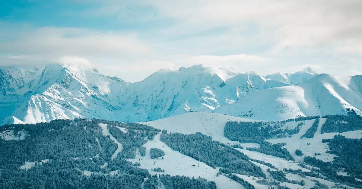 Courchevel Airport and Hotel Transfer Guide: Getting to the Slopes