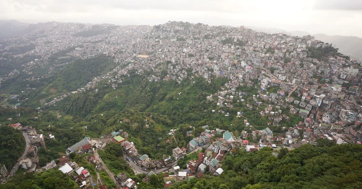 Darjeeling Adventure Guide: Hiking Tours with Prices and Tips