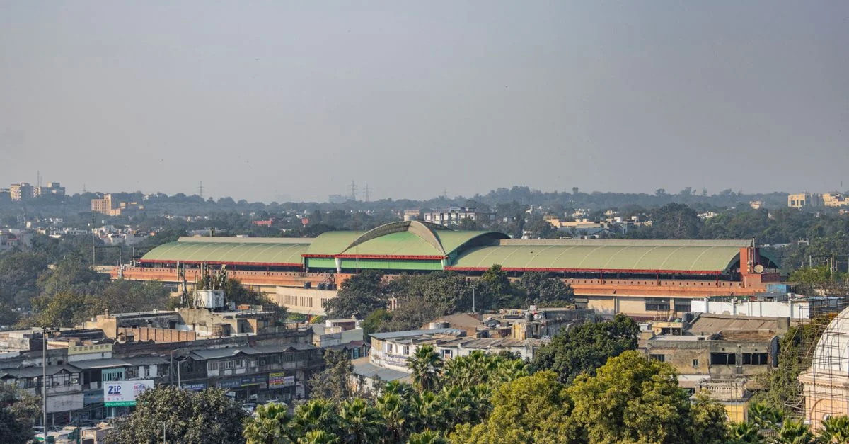 Navigating Delhi Division: Day Trips by Price and Private Car